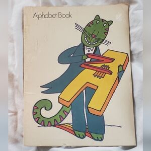 Alphabet Book Vintage 1970 Harper & Row Publishing Letters Sight Words 80 Pages